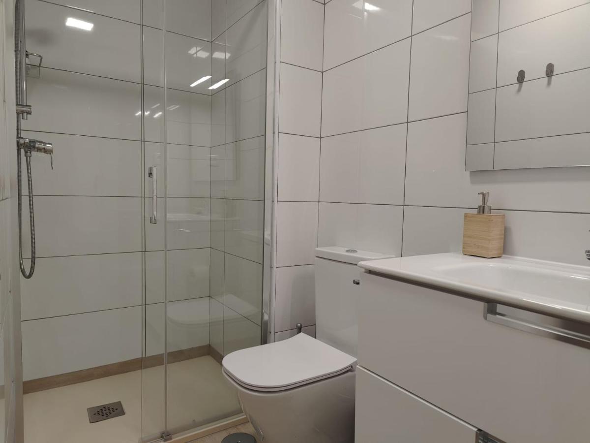 Apartamentos Picasso Alcala de Henares Bagian luar foto