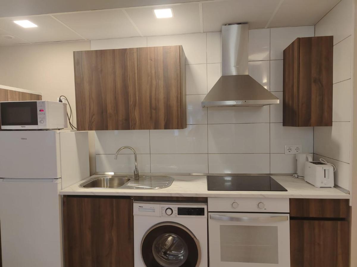 Apartamentos Picasso Alcala de Henares Bagian luar foto